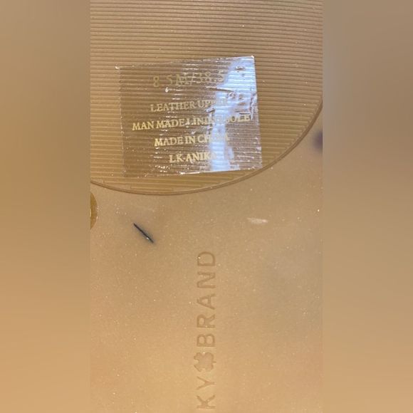 Lucky Brand
Lucky Brand Women's Anika Leather Black Sandal - Picture 10 of 11